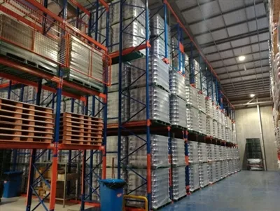 Jracking Drive-În rafturi: soluția finală de stocare de-densitate mare pentru...